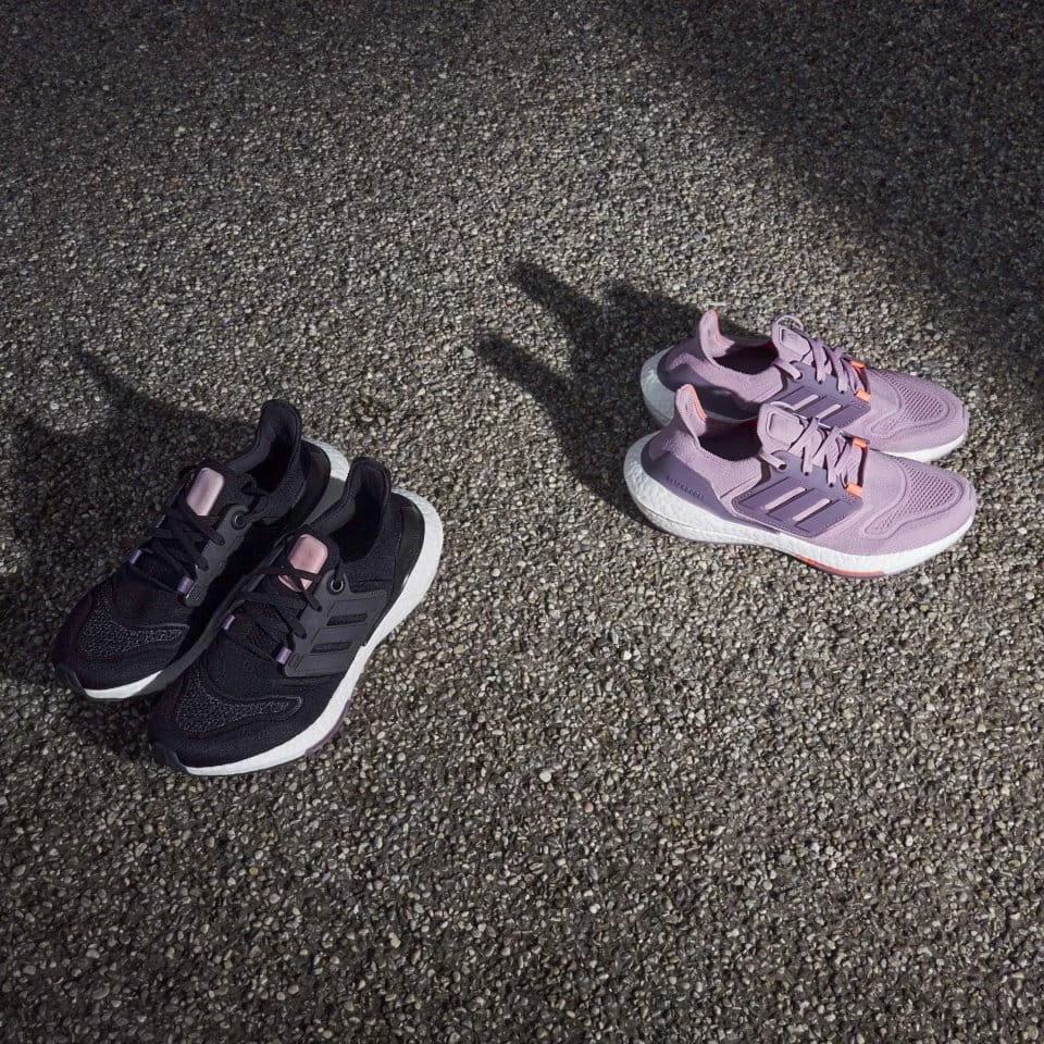 Running shoes adidas ULTRABOOST 22 3 Running shoes adidas ULTRABOOST 22 - Image 3